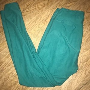 3 for $30! Lularoe One Size Leggings